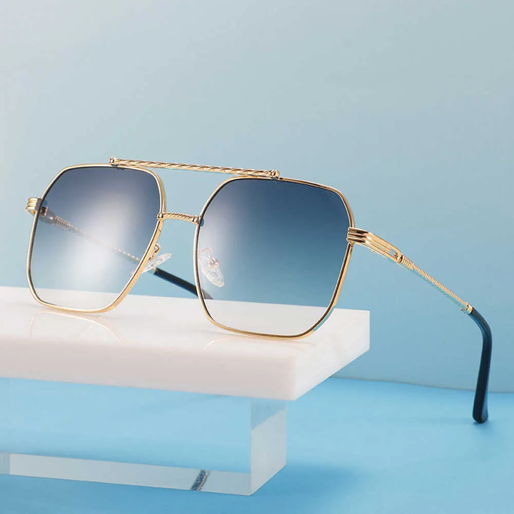 Oversized Square Sunglasses: Premium Metal Frame, UV400  display picture 1