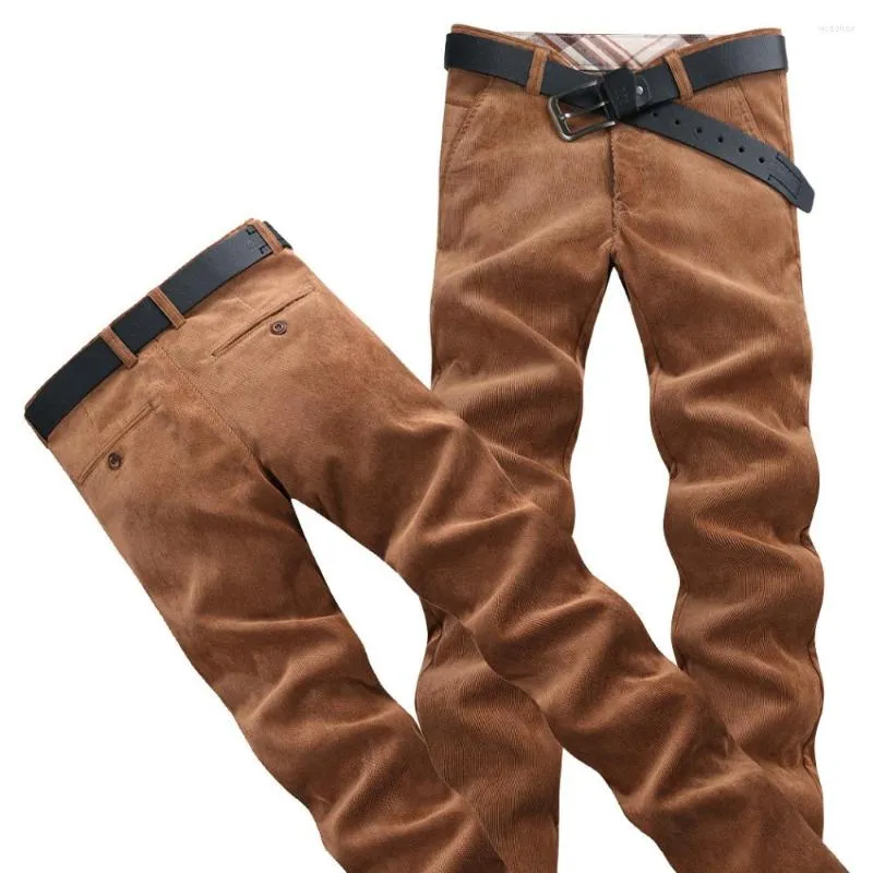 Pantaloni da uomo Pantaloni da uomo in velluto a coste autunnali e invernali Pantaloni casual slim dritti taglia 28-38
