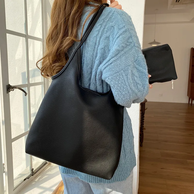 Women Inclined Shoulder Bags Fashion casual Womens Bag Small Handbag Totes High-capacity PU leather Large volume wholesale Girl Mobile Phone Bag Black T8157