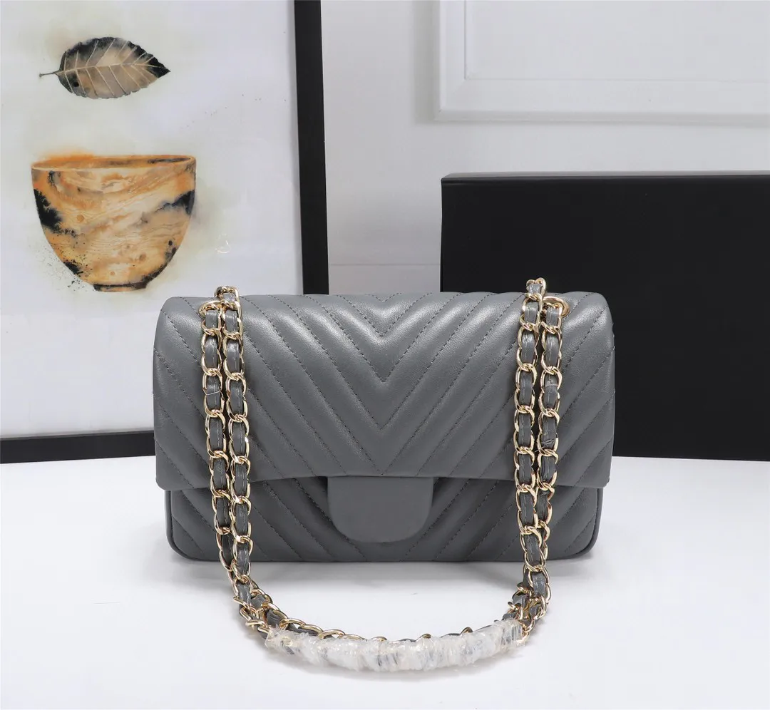 2023 Classic Designer Bag cc Bags Handbag Designers Shoulder Bags Chain V Diamond Lattice Famous top designer Cc wallet clip classic shoulder bag sheepskin wallet