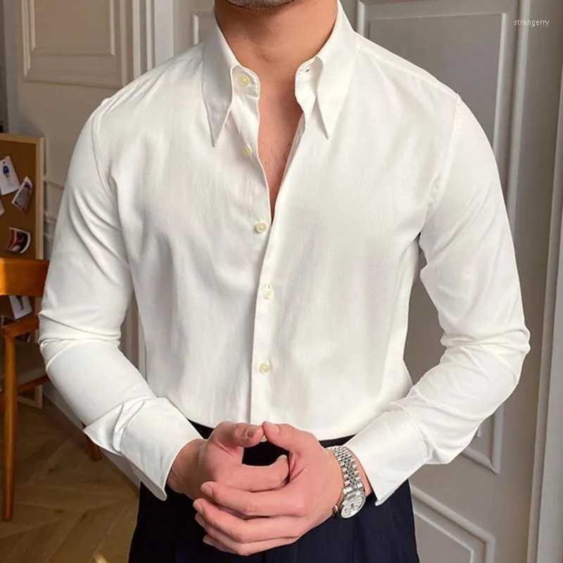 Herrklänningskjortor Spring Leisure British Business Shirt Design Män kuba krage Slim Solid White Camisa Social Masculina