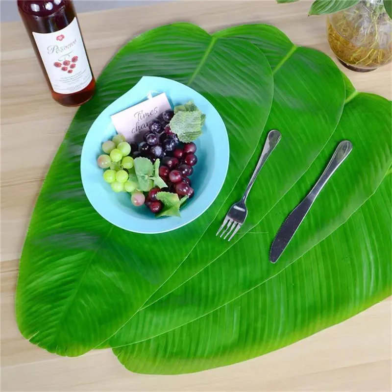 Table Mats Pads Napperon En Plastique À Manger Tapis Émulation Feuille De Bananier De Mariage Fête D'anniversaire Nappe Décoration 1pcMats