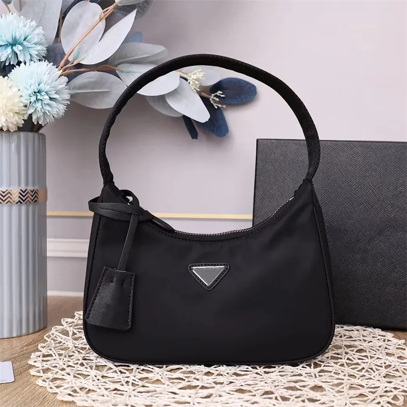 Продажа 5 Piecs Poada Bag Crossbody Hogh Quality Man Women Luxurys Designers Сумки сумки сумки бродяги коврики леди крестовиковое плечо канал Totes Totes Nylon Wallet Bag Sag