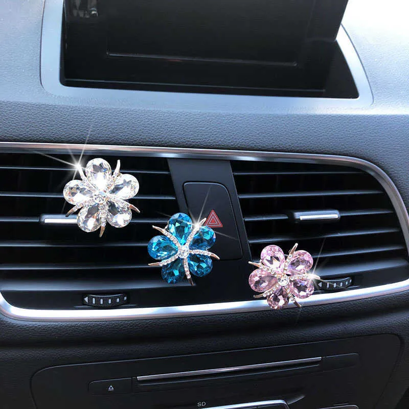 Decorations Outlet Alloy Color Diamond Starfish Crystal Flower Aromatherapy Car Perfume Clip Air Freshener Auto Interior Acces 0209