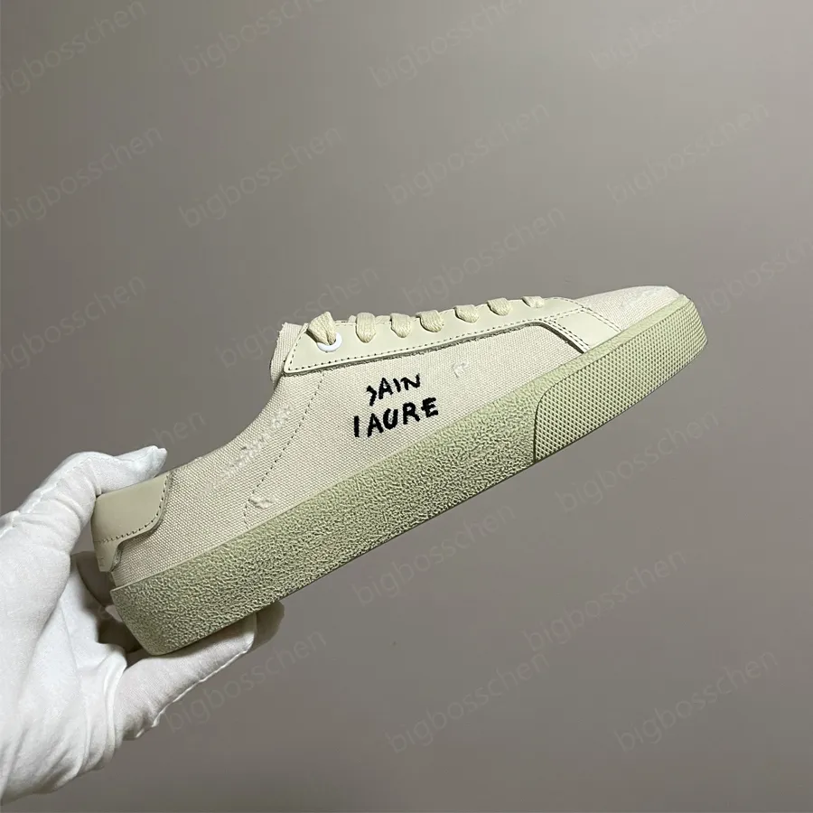 Unisex Classic Low Top Canvas Sneakers Lace Up Tennis Shoes With