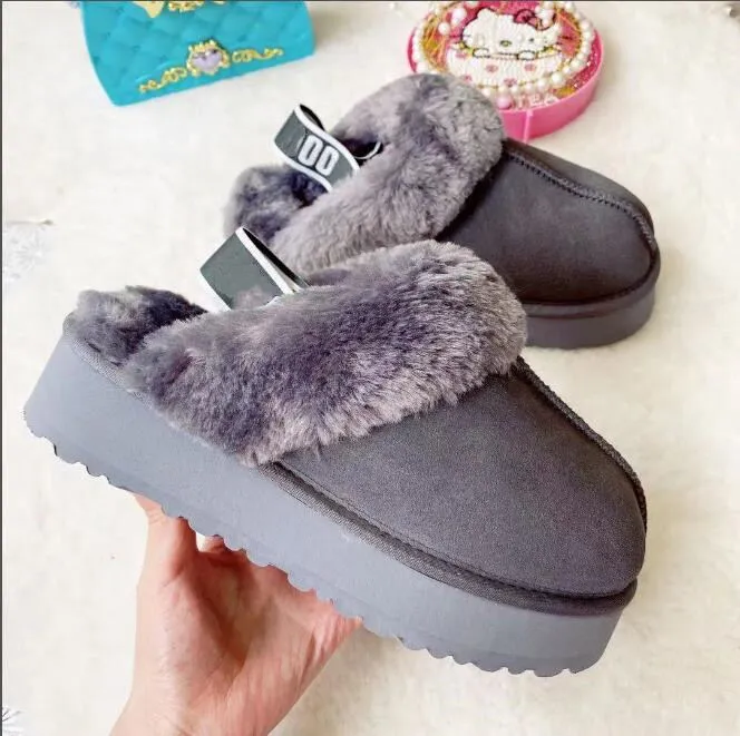 verkopen Classic design sandalen laarzen pantoffels huid schapenvacht Warme harige pluisjes korte vrouwen Martin Boots