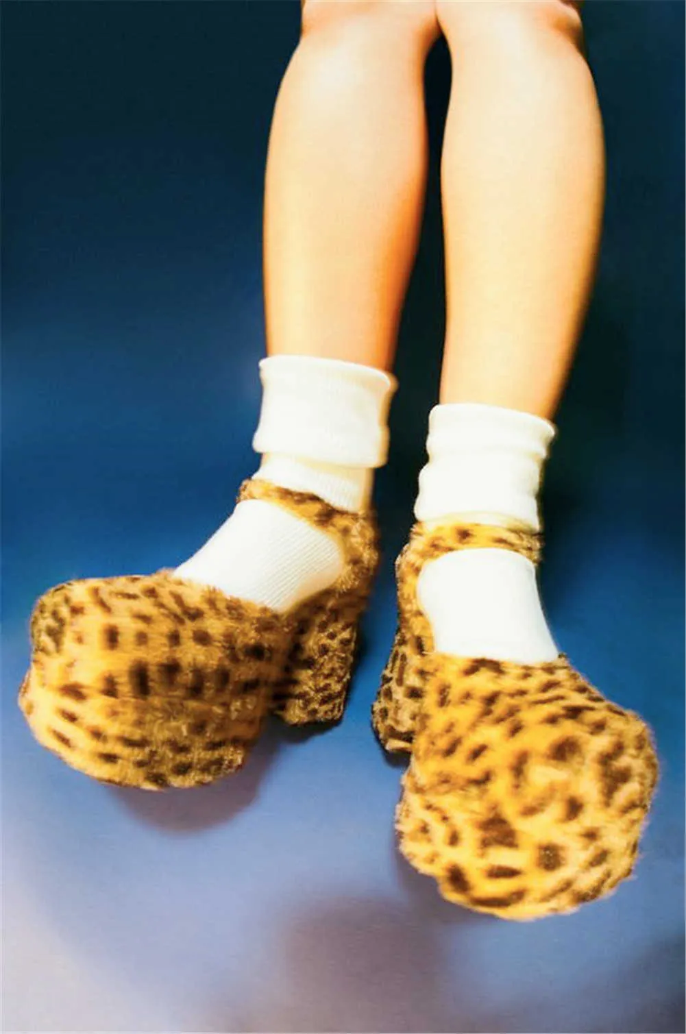 DHgate.com:Cheeky Cheetah Platforms: Fuzzy Leopard Mary