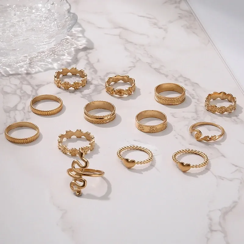 13 pièces/ensemble anneaux de coeur de serpent pour les femmes bijoux de mode ensemble de bagues de doigt gothique Punk argent plaqué fleurs vague anneau bijoux de fête