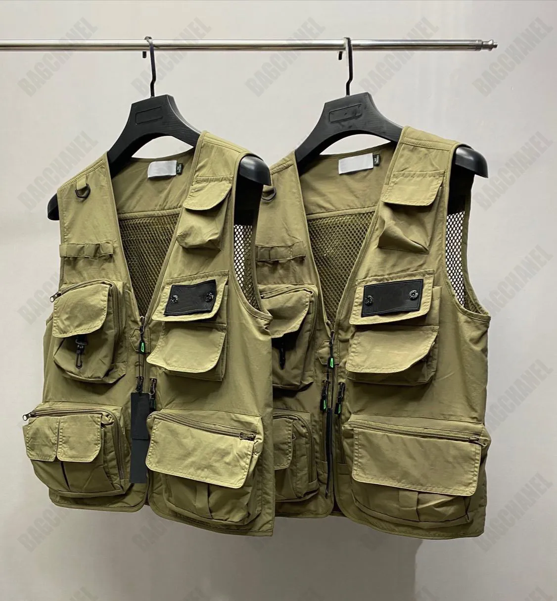 Women's plus outlet size cargo vest