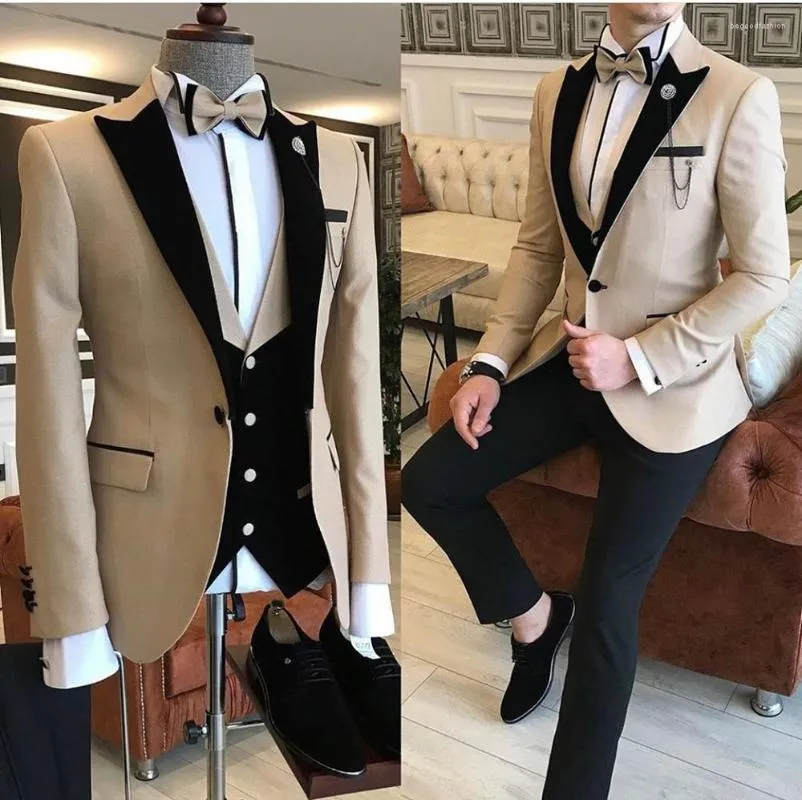 Men's Suits Champagne Three Pieces Men Peaked Lapel Slim Fit Formal Tuxedos For Wedding Bridegroom Prom Blazers (Jacket Pants Vest)