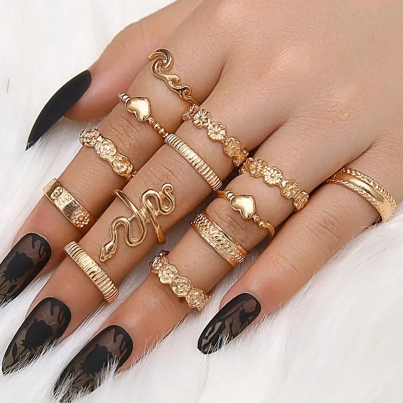 13pcs/set slang hartringen voor vrouwen mode sieraden vinger ring set gotische punk verzilverde bloemen golf ring feest sieraden