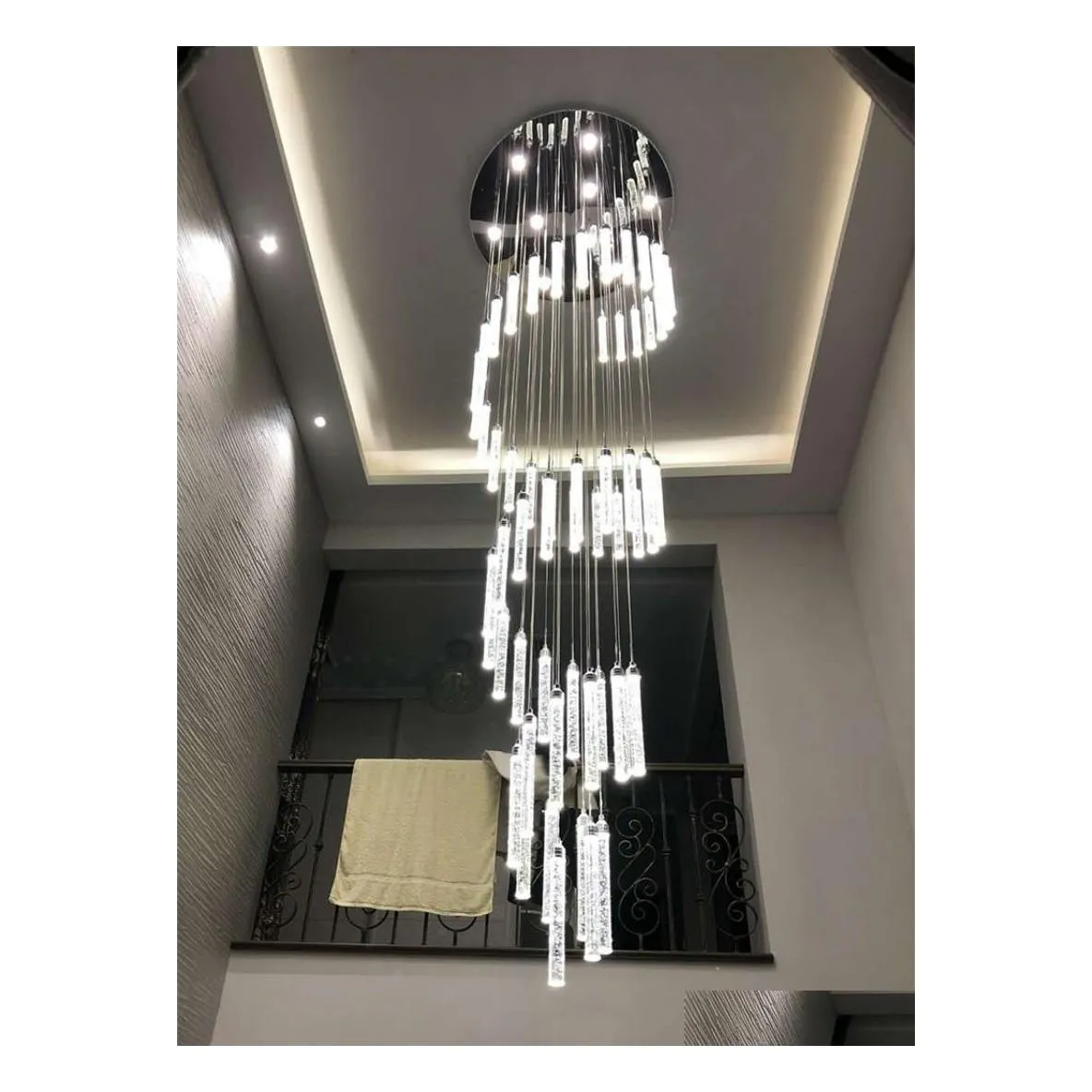 Ljuskronor lampa ljuskrona ljus f￶r h￶gtak entr￩ trappor h￤ngande spiral l￥nga lampor kristall trappa lampor sl￤pp leverans dhn83