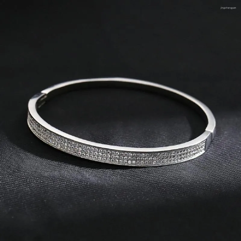 Bracelet Simple demi-cercle plaqué cuivre incrusté Zircon bijoux tempérament personnalité polyvalent dames Bracelet de luxe