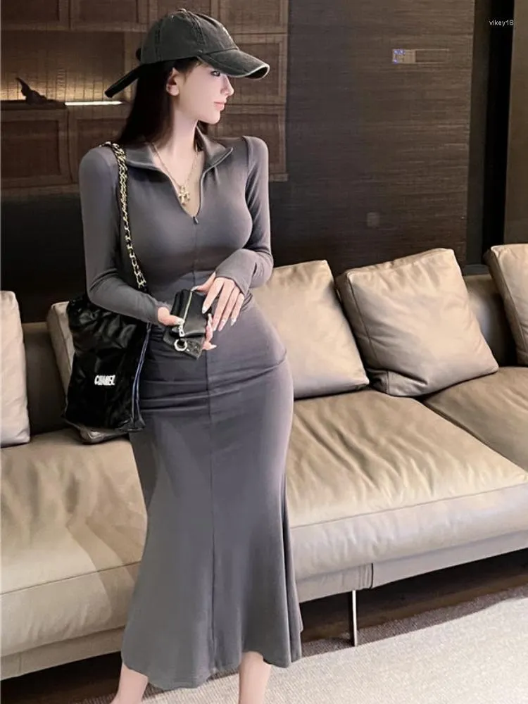 Casual jurken vrouwen kleding 2023 sexy pakket heup v-neck slanke Koreaanse versie van de herfst winter met lange mouwen zwarte nachtclub gewaad kleren