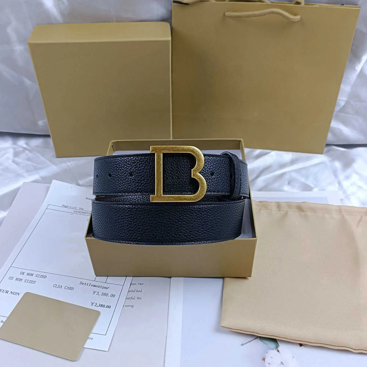 Модная бренда ремень для мужчин дизайнерские женские джинсы Belt Letter B Buckle Simple Classic Lychee Pattern Light Luxury Leather Refem