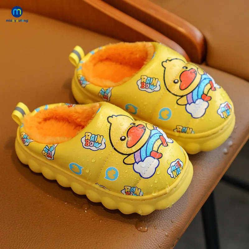 Pantoufle hiver chaud imperméable pantoufles pour enfants semelle antidérapante en peluche coton garçons et filles intérieur extérieur enfants maison chaussures Miaoyoutong 230210