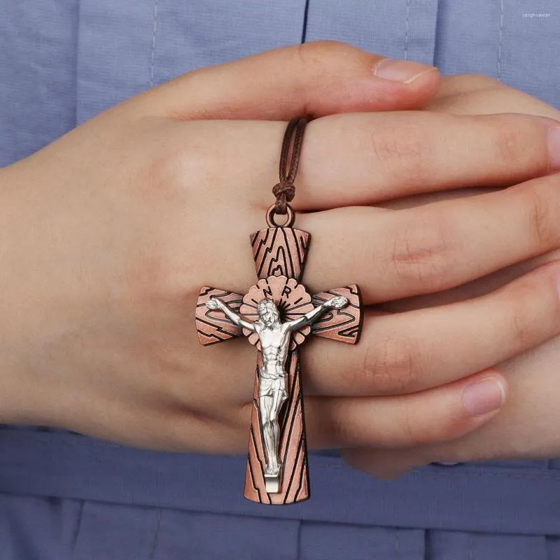 펜던트 목걸이 Cottvoadjustable 왁스 로프 체인 Neckalce Catholic Cugifix 예수 그리스도 십자가 여자를위한 예수 그리스도 십자 목걸이 남성 보석 선물