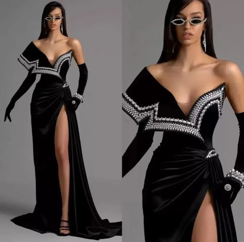 2023 robes de soirée en velours noir balayage train hors de l'épaule sirène robes de bal haute fente perles robes formelles Cele J0210