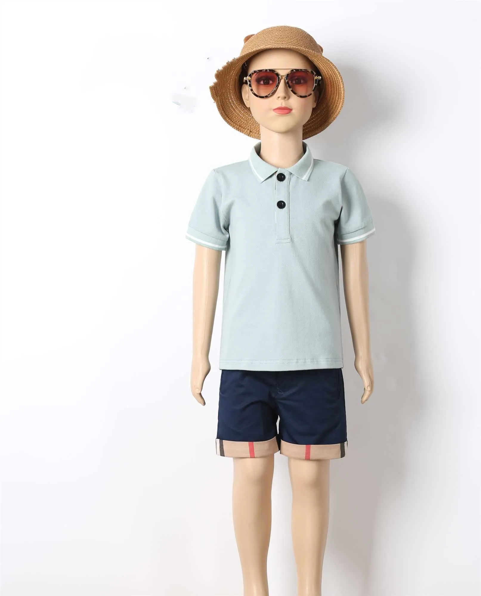 Kläderuppsättningar 2023 Summer 2 Piece Outfit Baby Boy Set Cloth Close Fashion Cool Cute Cotton Tshirtshorts Boutique Kids Clothing W230210