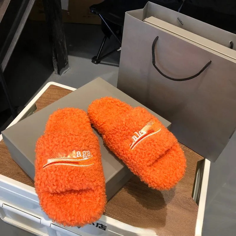 Dameswollen pantoffels Winter Verdikte slijtage Designer pantoffels Groot formaat schoenen voor koppels