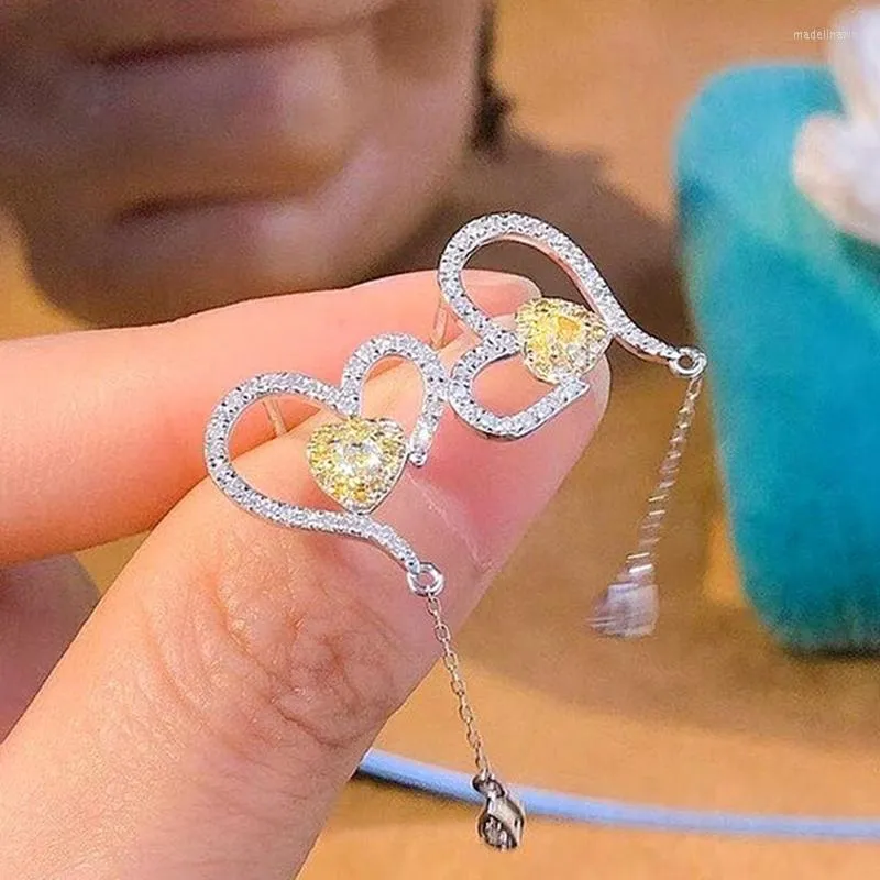 Boucles d'oreilles à tige romantique en forme d'amour pendantes pour femmes mode jaune/blanc CZ gland fête tenue quotidienne bijoux de déclaration