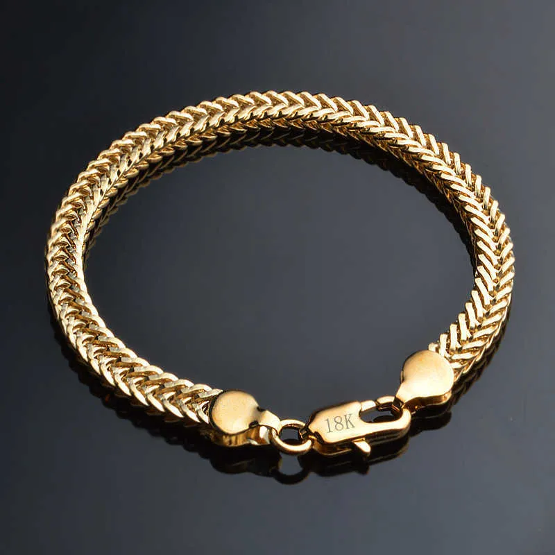 Link Chain Classic Shiny 18K Gold Snake Chain Armband Manliga kvinnliga smycken för dagliga festresor Bästa populära snabba frakt G230208