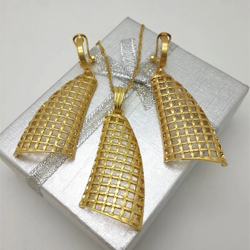 Halskette Ohrringe Set ZuoDi Modeschmuck 2023 Anhänger Damen Großhandel Design Weihnachten Gold Farbe Geschenk