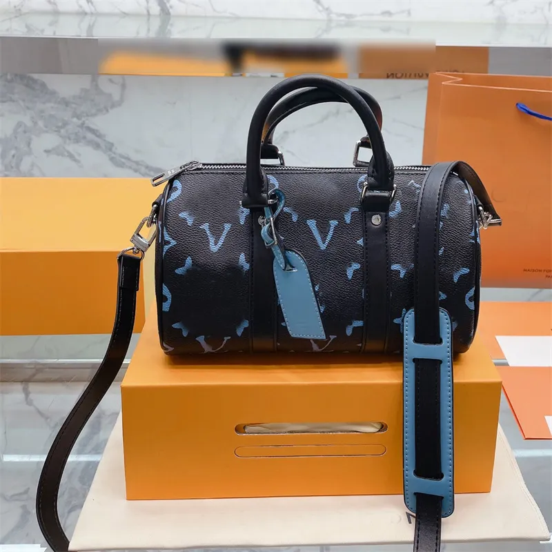 Designer Women Handbag Luxurys m￤rke axelv￤ska ￤kta l￤der crossbody v￤ska