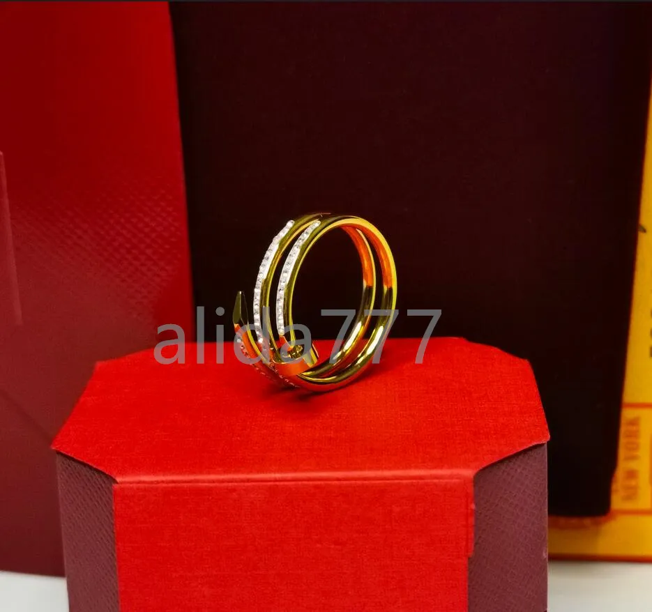 Tırnak Tasarımcı Kadınlar/Erkekler için Altın Yüzükler Carti Wedding Lüks Mücevher Aksesuarları Titanyum Çelik Altın Kaplama Asla Soluk Boyut 5-11 Altın/Gümüş/Gül/Siyah