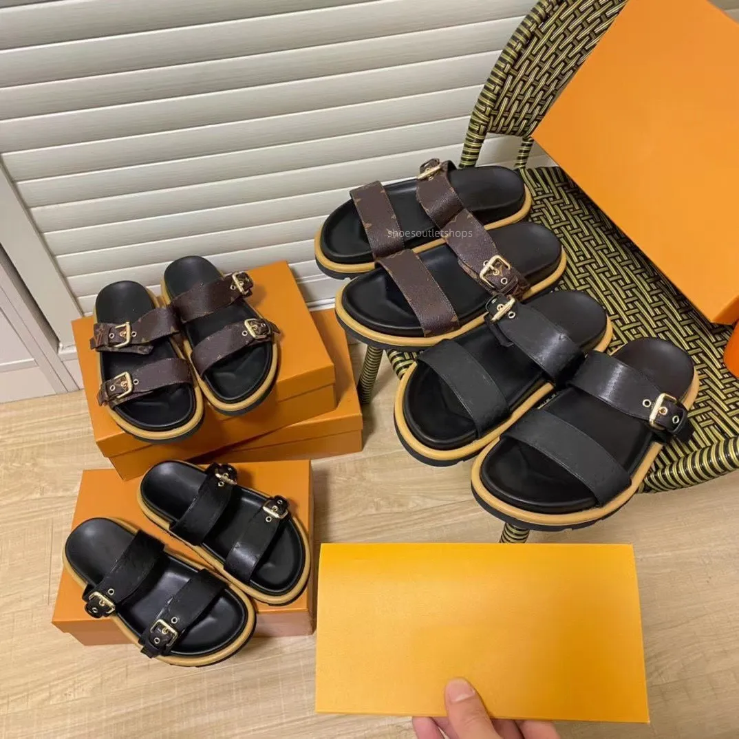 Slippers Sandals BOM DIA Flat Mule 1A3R5M Cool Easy Fashion Slide 2 Straps adjusted Gold Buckle Women summer. 35-46 m is the same for men and women.
