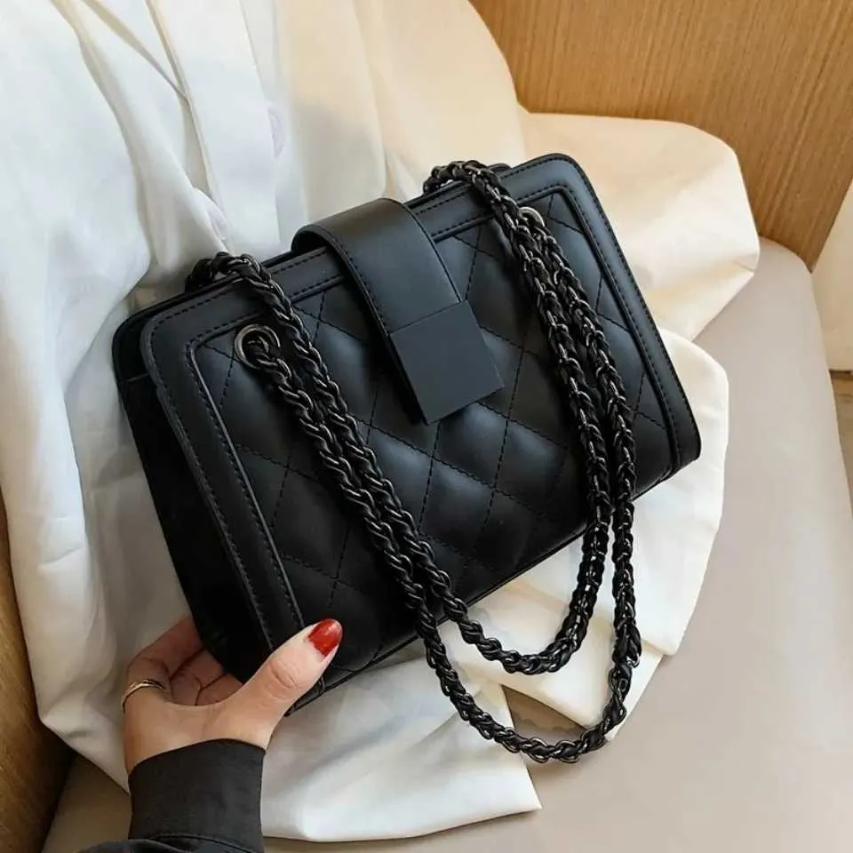 어깨 가방 여성 가방 가죽 Rhombic Crossbody 어깨 가방 여성 브랜드 체인 디자이너 여성 메신저 백 토트 여성 트렌드 핸드백 G230210