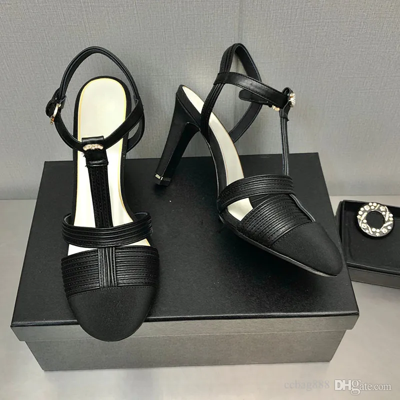 Sapatos femininos Sapatos Ovelha Rhinodrill STILETTO HELES DE ALTURA DE 8,5 cm Dedos redondos para sandálias de festa sapato de casamento com pérolas falsas clássicas slingbacks chinelos elegantes chinelos elegantes