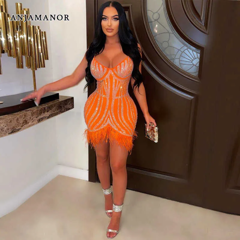 Casual Dresses ANJAMANOR Feathers Hem Rhinestone Bodycon Mini Dress Sexy Winter Party Dresses Women 2023 Nightclub Birthday Outfits D35-FB23 T230210