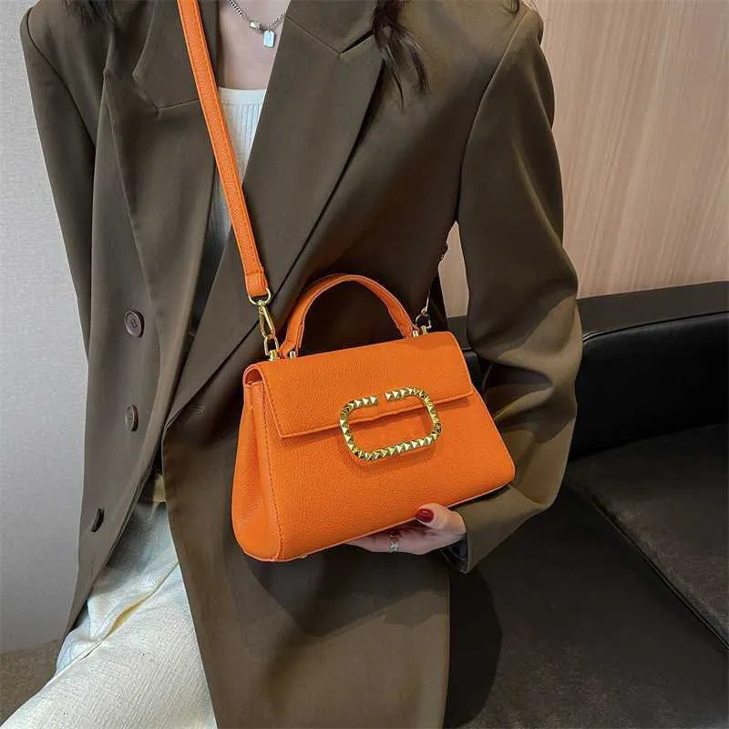 Luxe handtassen met één schouder dameszak winter nieuwe stijl eenvoudige en modieuze kruislichaam klein aantal westerse stijl recreatie handtas