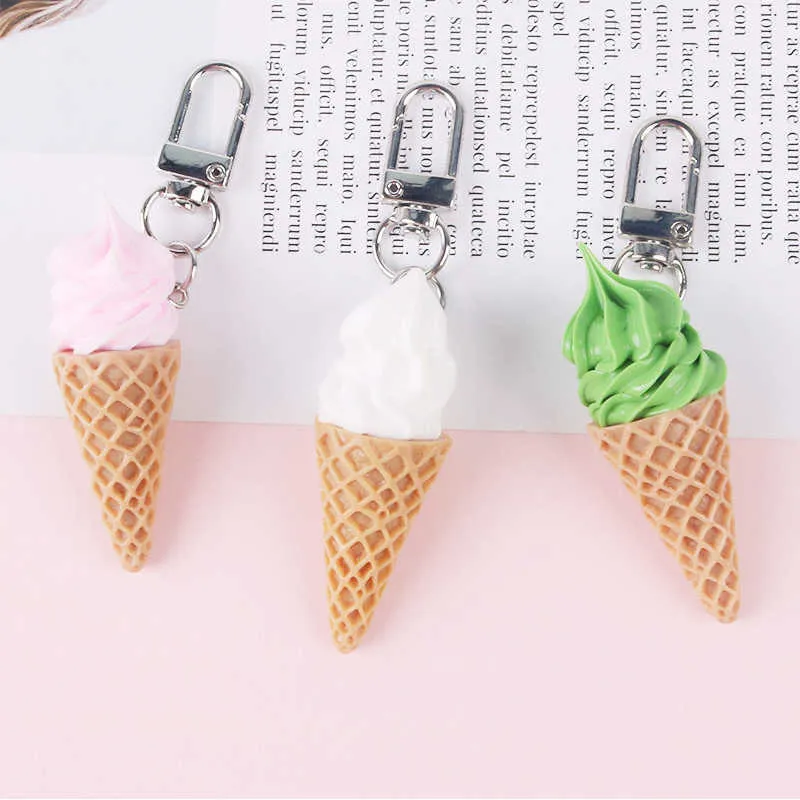 Nyckelringar Summer Glass Cone Key Chain Fashion Söt Cream Keychain Bag Charm Car Harts Party Gift Jewelry G230210