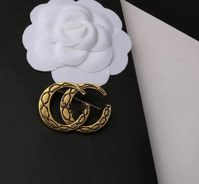 2color merkontwerper G Letter Broches vrouwen mannen luxe strass pearl broche pak pin pin mode sieraden accessoires