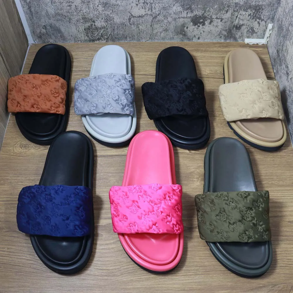 Lyxmärke Sandaler Designer Tofflor Slides Blommig Brokad Flip Flops i äkta läder Dam Skor Sandaler