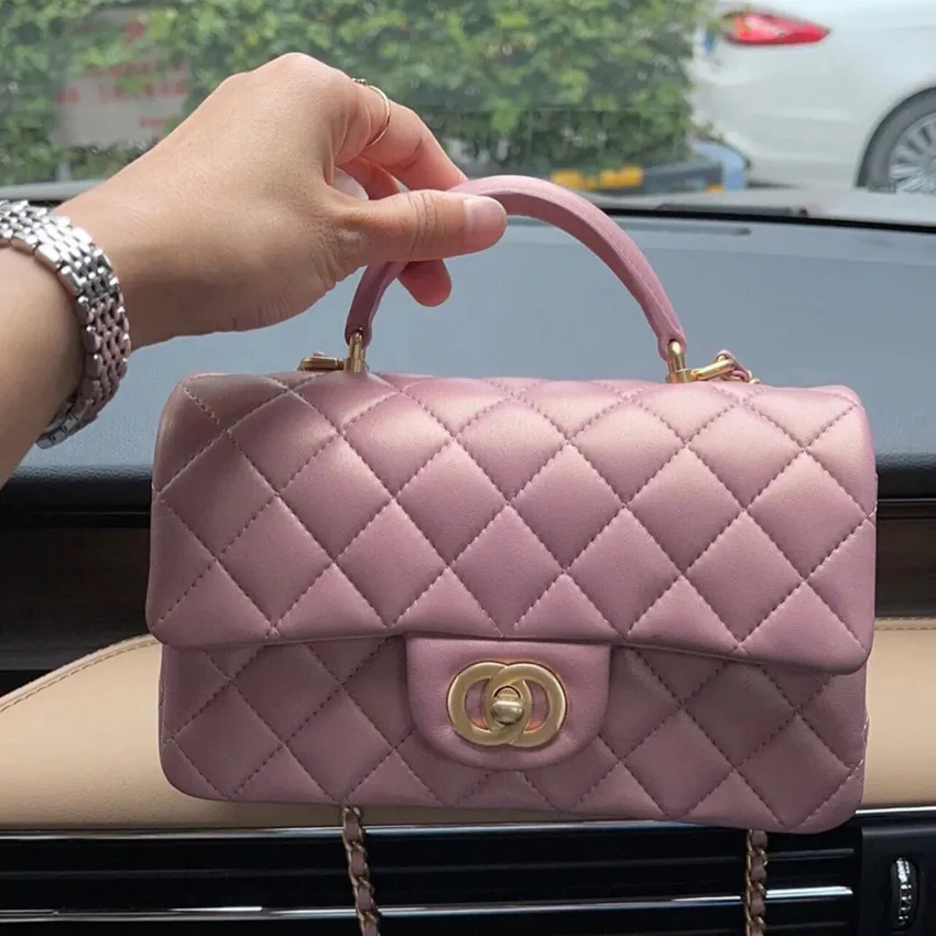 Дизайнерские сумки CC Ручка пакетов Mini Classic Bag Bag Bag Сумка роскошная мода женщина кожаная сумочка кошелька алмазная решетка 20 см розовой