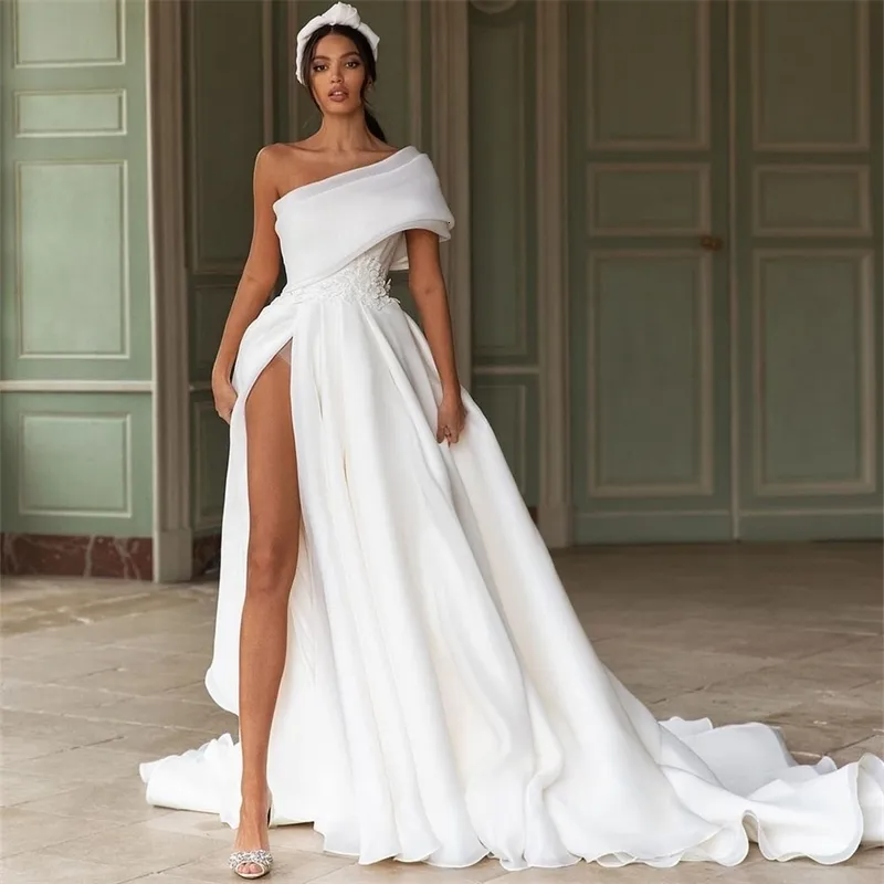 chinese dress ladies Pearl Embroidered White Dress with One Shoulder Tulle Detail S