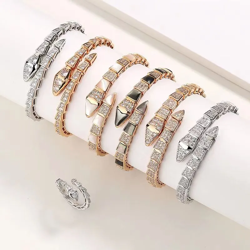 Braccialetto di braccialetti di bracciali braccialese bracciale per donna tendenza alla moda costeggiata con diamanti braccialetti di alta qualità boutique gitle gioielli regalo belli belli