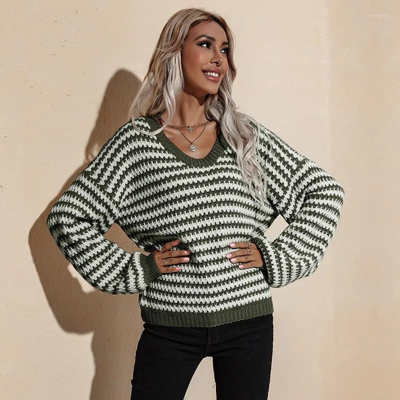 Kvinnors tröjor Explosioner Europeiska och amerikanska kvinnors mode V-ringning Löst Slim Sweater Pullover på höstvinter 2023 Överdimensionerad