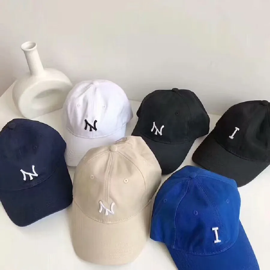 Мужчины женщины футбол классический кепки Quality Street Caps Fashion Baseball Hats Mens Women Sports Caps Colors Forward Cap Captet Регулируемая шляпа подгонки