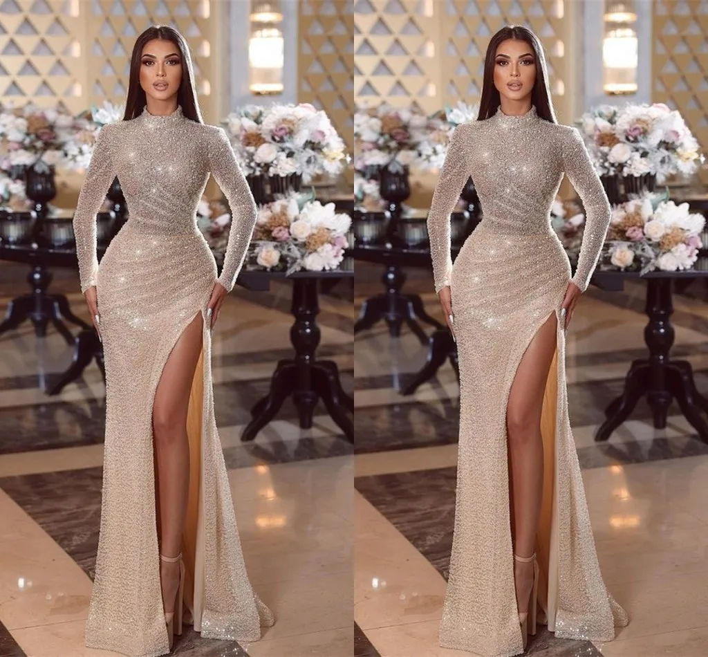 Goegeous Dubai Plus Size Abiti da sposa a sirena per le spose Pieghe drappeggiate con paillettes Collo alto Spacco laterale alto Lunghezza del pavimento Abiti da sposa Abiti da sposa Personalizzati