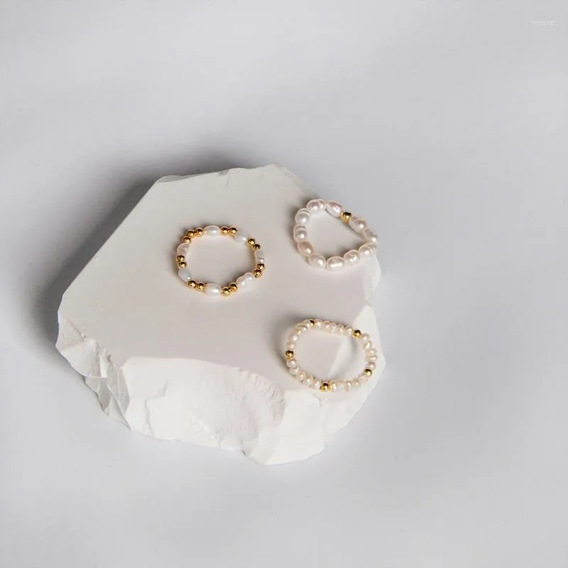 Обручальные кольца Ins Metal Beads Natural Freshwater Fearl Ring Simple Elastic Rov
