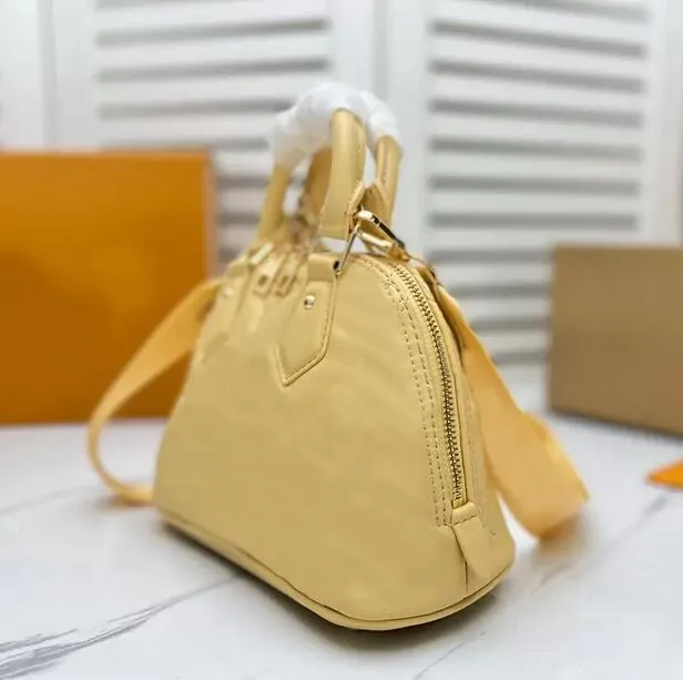 حقائب أكياس الكتف مصممة مصممة حقائب اليد يحمل حقائب الأكياس المطرزة الأزياء الجلدية