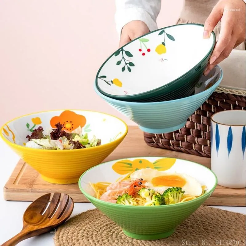 Bowls Flower Strawberry Cartoon Japanese Ceramic Noodle Soup Bowl Stor hushåll Creative Hat Rice Noodles Ramen Instant