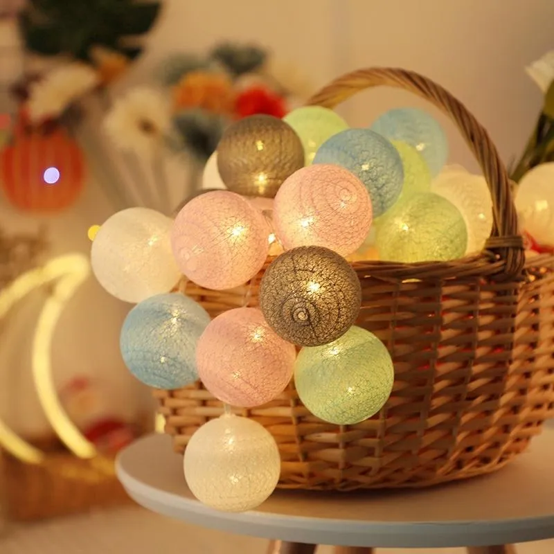 문자열 Led Cotton Ball Garland Lights String 크리스마스 Xmas 야외 휴가 웨딩 파티 아기 침대 요정 장식 스트링 링