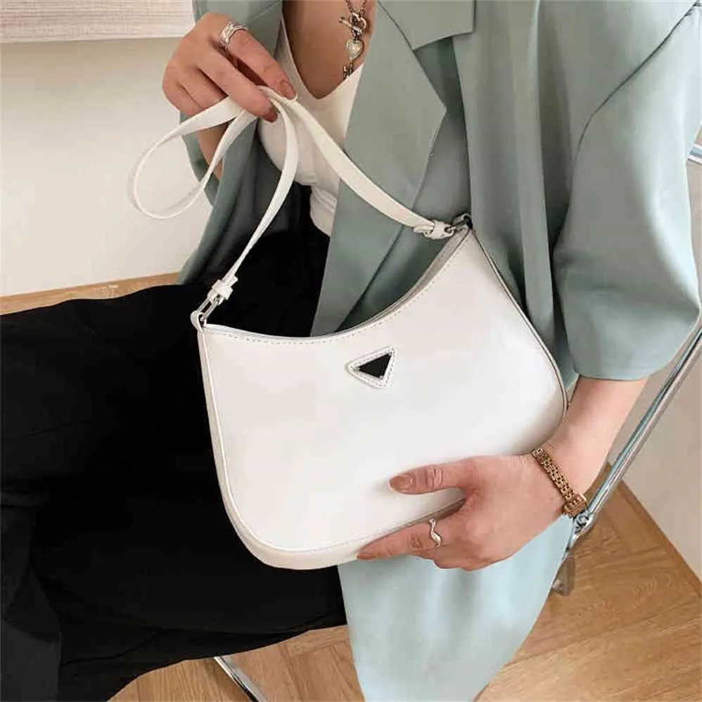 Designer Handbag Store 70% rabatt på handväskan Hand Årets populära kvinnliga sommarutländska stil Single Ins Messenger2ufg Sales