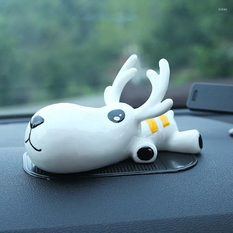 ديكورات داخلية Bon Voyage Deer Automobile Decoration Ceramics Car Accessories Doll Doll