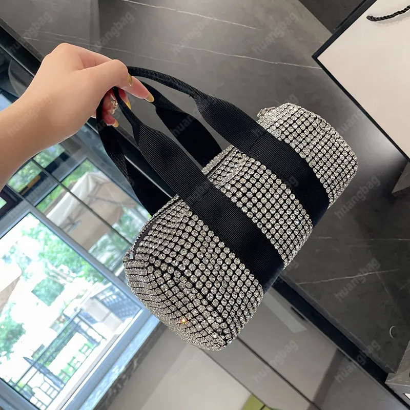 Дизайнерские сумки сумки роскошные сумки на плечах страза с кроссовым высококачественным высококачественным держателем карт для тела женщины Pochette Fashion Costection Case